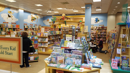 Book Store «Barnes & Noble Oxford Valley», reviews and photos, 210 Commerce Blvd, Fairless Hills, PA 19030, USA