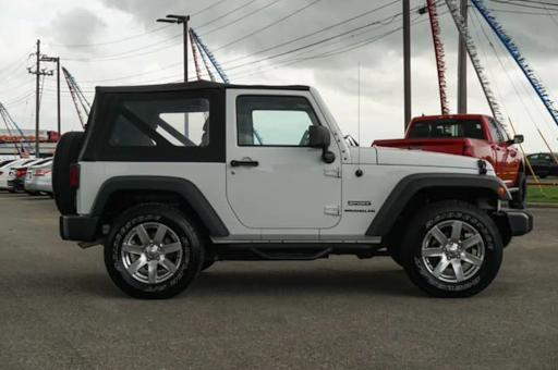 Car Dealer «San Marcos Chrysler Dodge Jeep Ram», reviews and photos, 2990 S Interstate Hwy 35, San Marcos, TX 78666, USA