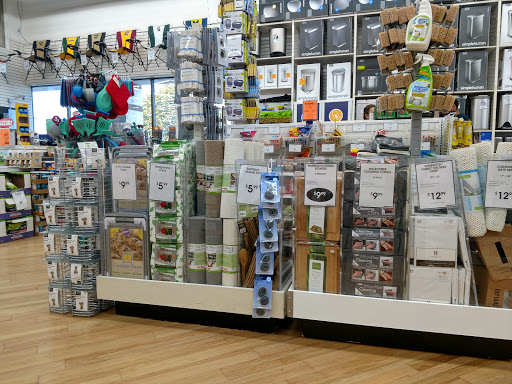 Grocery Store «Kroger», reviews and photos, 17447 Haggerty Rd, Northville, MI 48168, USA