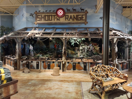 Sporting Goods Store «Bass Pro Shops», reviews and photos, 10000 Bass Pro Blvd, Rossford, OH 43460, USA