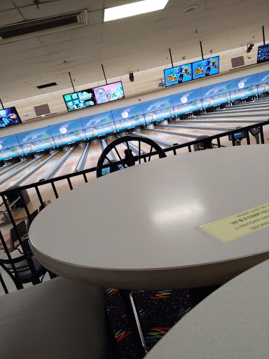 Bowling Alley «Harvest Lanes», reviews and photos, 4101 N St Peters Pkwy, St Peters, MO 63304, USA