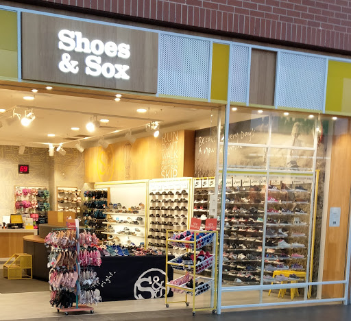 Shoes & Sox Rouse Hill