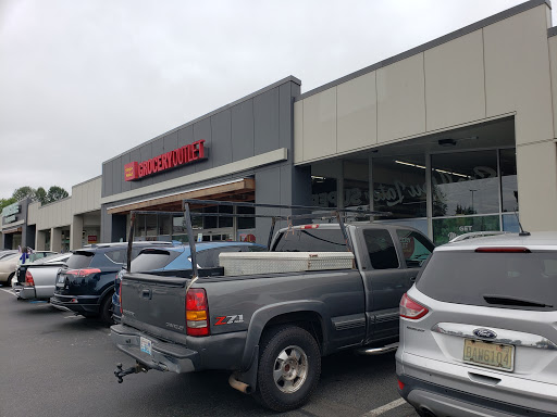 Grocery Store «Grocery Outlet Bargain Market», reviews and photos, 2100 Harrison Ave NW, Olympia, WA 98502, USA