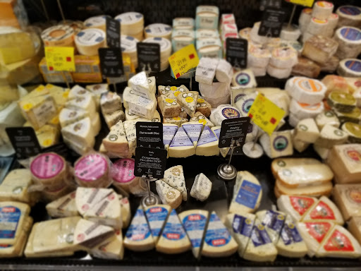 Grocery Store «Whole Foods Market», reviews and photos, 94 Derby St, Hingham, MA 02043, USA