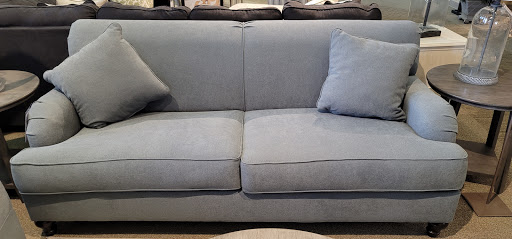 Furniture Store «Ashley HomeStore», reviews and photos, 5871 Crossroads Cir, Falls Church, VA 22041, USA