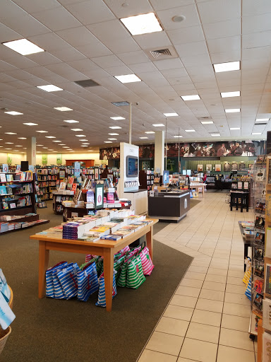 Book Store «Barnes & Noble», reviews and photos, 7900 W Sand Lake Rd, Orlando, FL 32819, USA