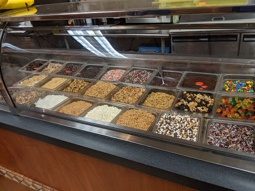 Shopping Mall «Plainview Shopping Center», reviews and photos, 381 S Oyster Bay Rd, Plainview, NY 11803, USA