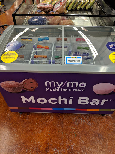 Grocery Store «Fresh Thyme Farmers Market- 82nd», reviews and photos, 4225 E 82nd St, Indianapolis, IN 46250, USA