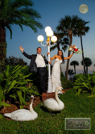 Florist «Flowers By Voytek», reviews and photos, 9524 Blind Pass Rd, St Pete Beach, FL 33706, USA