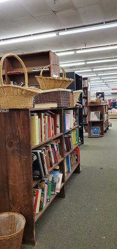 Thrift Store «The Salvation Army Family Store & Donation Center», reviews and photos