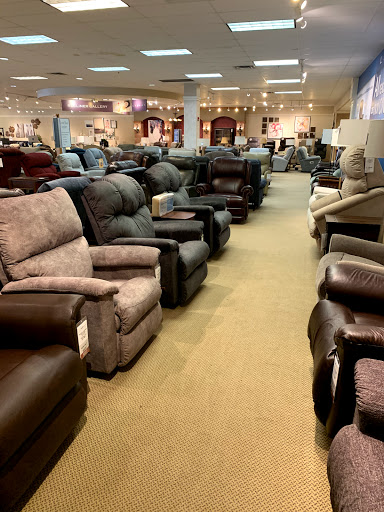 Furniture Store «La-Z-Boy Furniture Galleries», reviews and photos, 7790 Mentor Ave, Mentor, OH 44060, USA