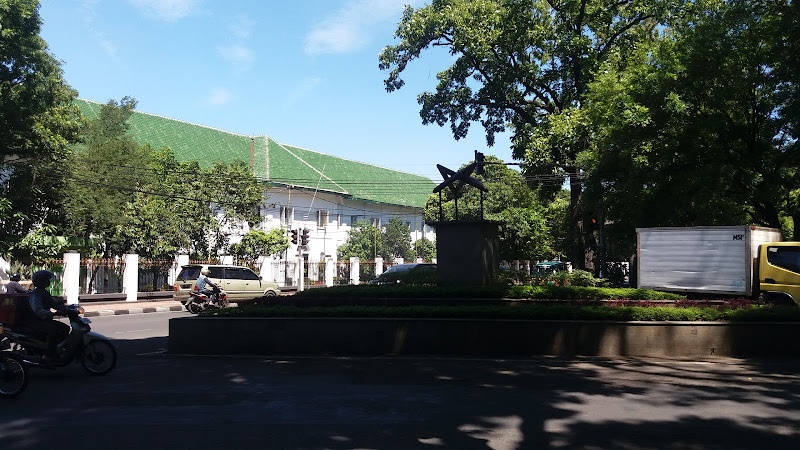 Managing Bandung Monument (Landmark)