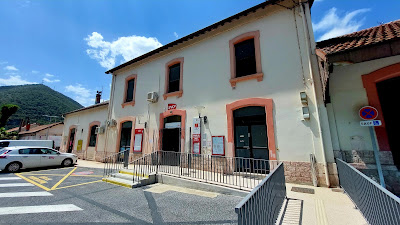 Parking de la gare à Villefranche-de-Conflent