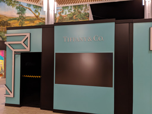 Jewelry Store «Tiffany & Co.», reviews and photos, 149 Stanford Shopping Center, Palo Alto, CA 94304, USA