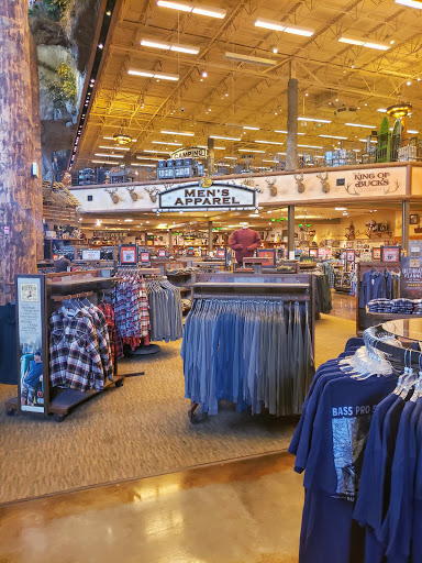 Sporting Goods Store «Bass Pro Shops», reviews and photos, 11550 Lakeridge Pkwy, Ashland, VA 23005, USA