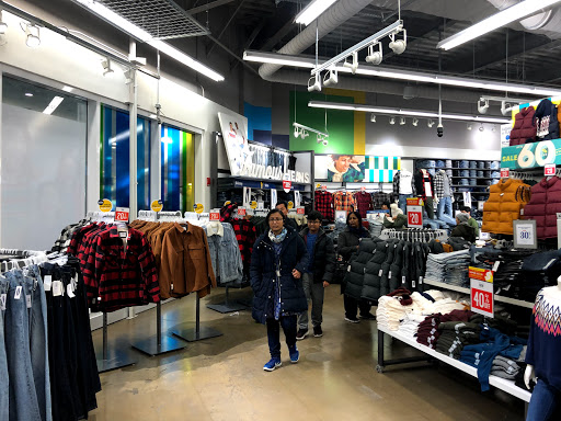 Clothing Store «Old Navy», reviews and photos, 40-24 College Point Blvd, Flushing, NY 11354, USA
