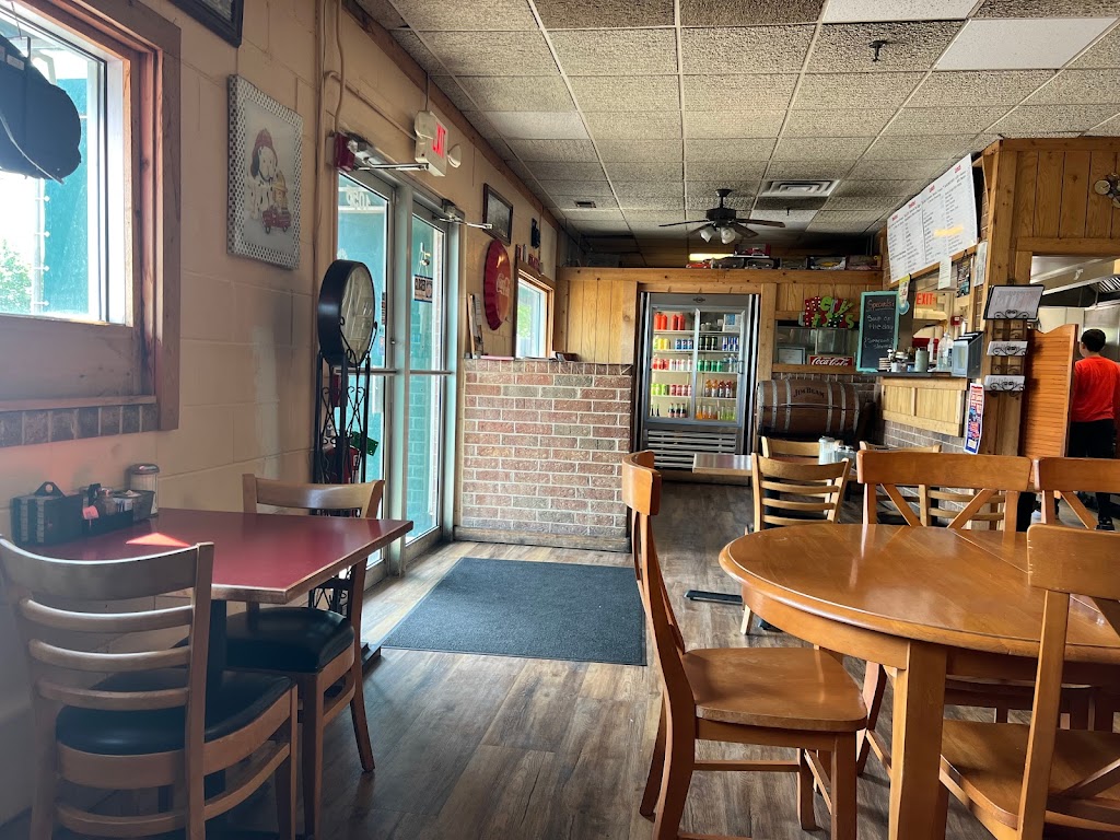 Batavia Diner 2 60510