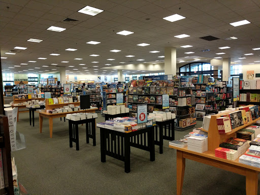 Book Store «Barnes & Noble», reviews and photos, 300 Indian Lake Blvd, Hendersonville, TN 37075, USA