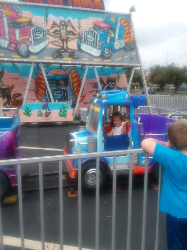 Shopping Mall «Applewood Shopping Center», reviews and photos, IN-9, Anderson, IN 46013, USA