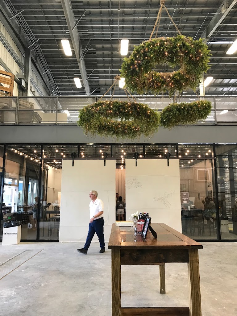 The Porch at Lazy Magnolia Brewery 39556