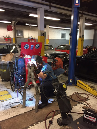 Auto Repair Shop «Auto Hobby Shop», reviews and photos, 182-242 Forrest Cir, Fort Myer, VA 22211, USA