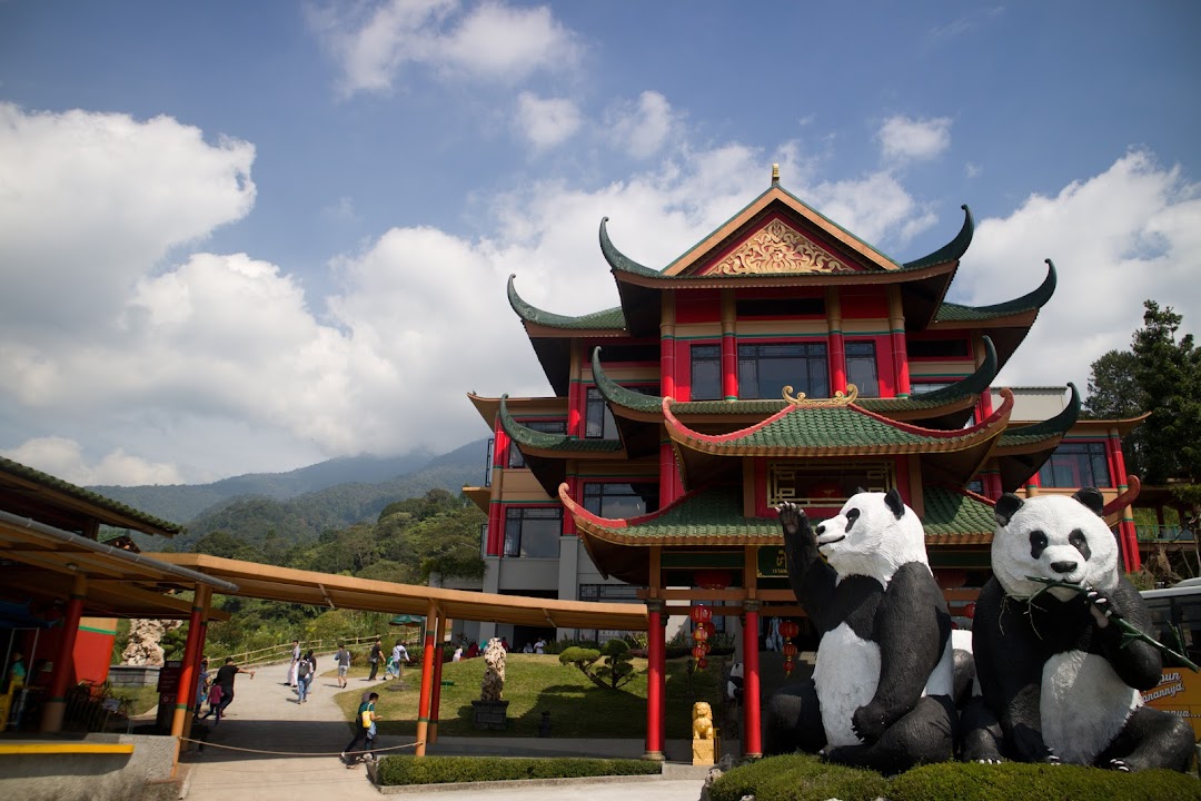 Istana Panda Indonesia Taman Safari Bogor