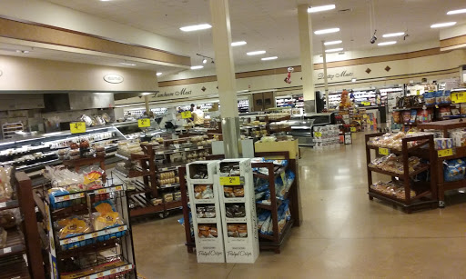 Grocery Store «Kroger», reviews and photos, 7833 Refugee Rd, Pickerington, OH 43147, USA