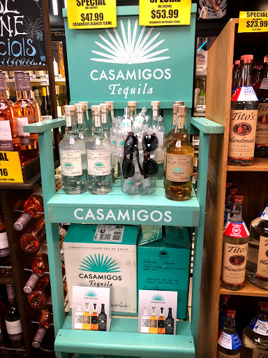 Liquor Store «Miami Beach Liquors», reviews and photos, 814 Alton Rd, Miami Beach, FL 33139, USA