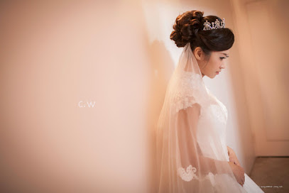 輕花嫁 C.W《婚紗、婚禮工作室》