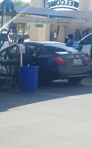 Car Wash «Clean Getaway Car Wash - Broad Street», reviews and photos, 3201 E Broad St, Mansfield, TX 76063, USA