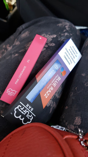 Tobacco Shop «Smoke Center In Longview», reviews and photos, 1016 W Loop 281 Suite # B, Longview, TX 75604, USA