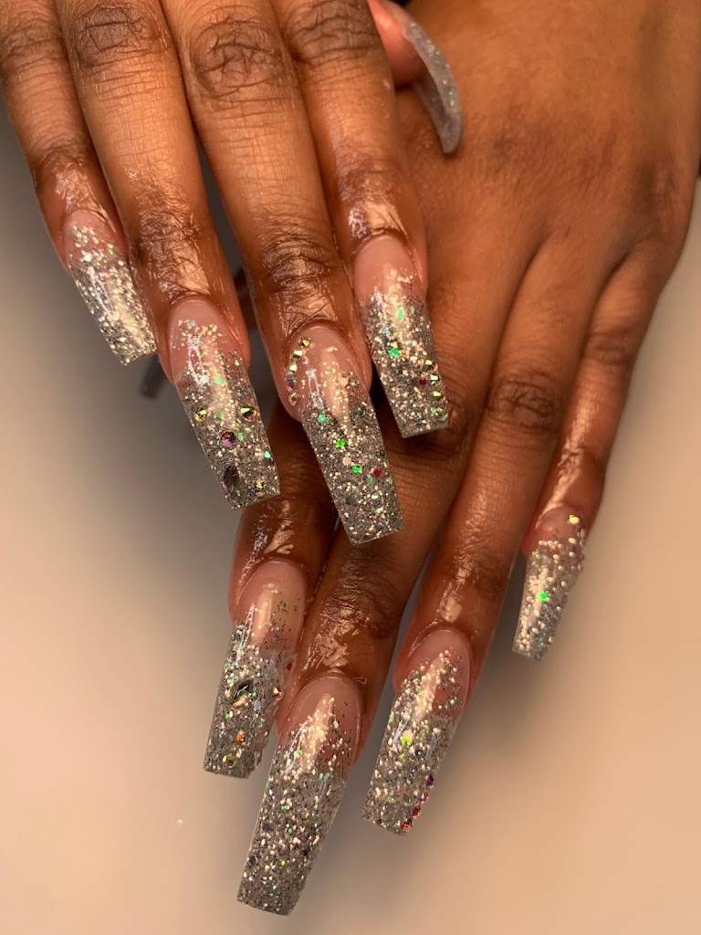Born To Flex Nailz, LLC 55428
