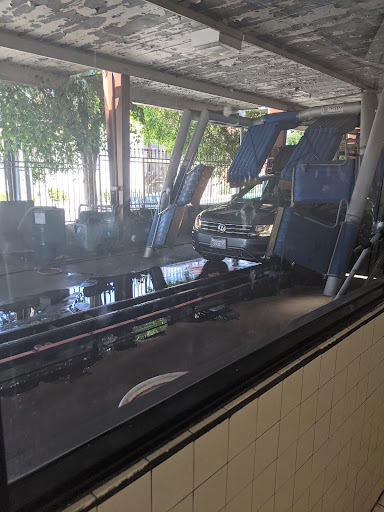 Car Wash «Glendora Hand Car Wash», reviews and photos, 225 W Rte 66, Glendora, CA 91740, USA