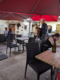 Atmosphère du Restaurant Auberge du Clocher à Villeneuve-sur-Verberie - n°5