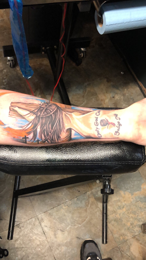 Tattoo Shop «PAS Tattoos», reviews and photos, 1735 E Ohio Pike, Amelia, OH 45102, USA