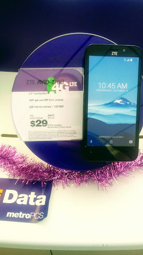 Cell Phone Store «MetroPcs Authorized Dealer», reviews and photos, 105 N Lake Shore Way, Lake Alfred, FL 33850, USA