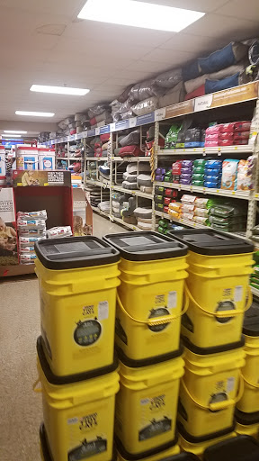 Pet Supply Store «PetSmart», reviews and photos, 1521 Golden Gate Plaza, Mayfield Heights, OH 44124, USA