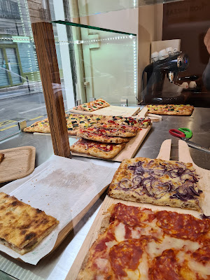 Appia - La vraie pizza romaine à Paris