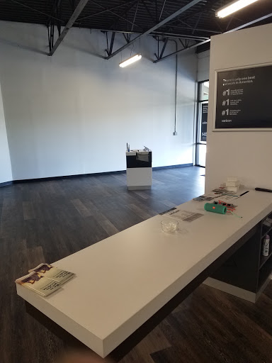 Cell Phone Store «Verizon Authorized Retailer, TCC», reviews and photos, 1147 N 5th St, Perkasie, PA 18944, USA
