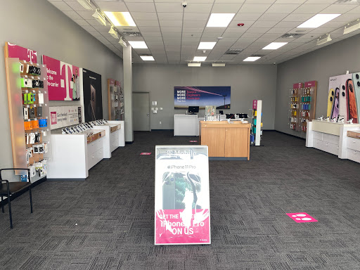 Cell Phone Store «Sprint Store», reviews and photos, 21460 Kuykendahl Rd #220, Spring, TX 77379, USA
