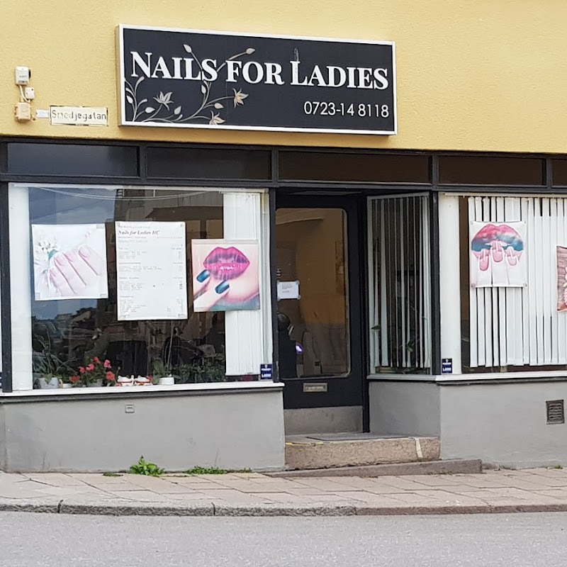 Nails for ladies