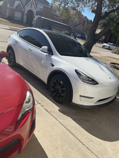 Used Car Dealer «Unlimited Motors», reviews and photos, 17317 Westfield Park Rd, Westfield, IN 46074, USA