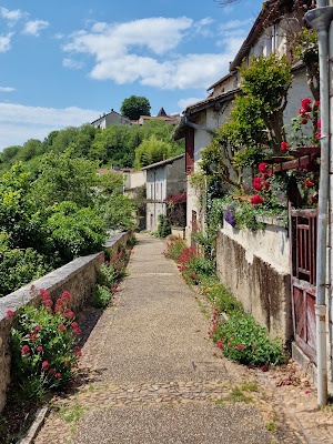 Aubeterre sur Dronne à Aubeterre-sur-Dronne