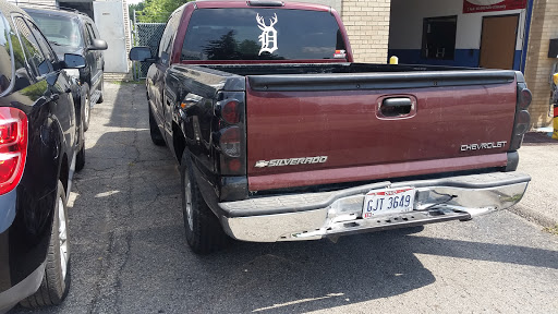 Auto Body Shop «Maaco Collision Repair & Auto Painting», reviews and photos, 32754 W 8 Mile Rd, Farmington, MI 48336, USA