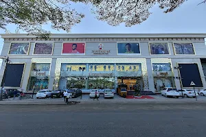 Muhurat Shopping Mall image