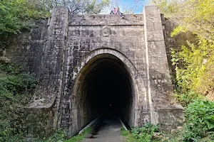 Túneles de la Merced image