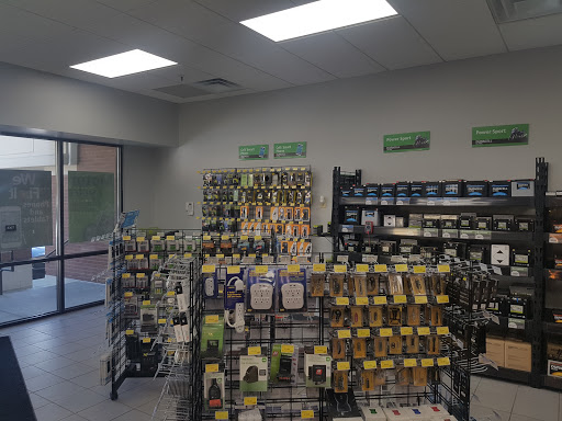 Car Battery Store «Batteries Plus Bulbs», reviews and photos, 1701 E 116th St, Carmel, IN 46032, USA