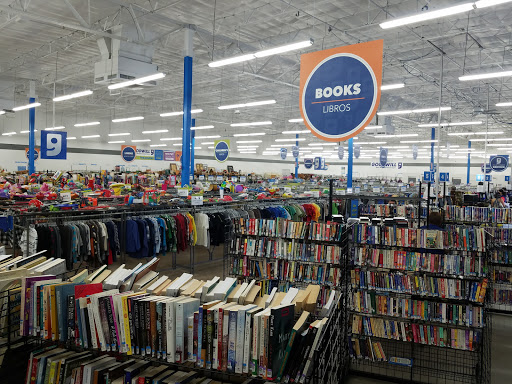 Thrift Store «Priest & Elliot Goodwill Retail & Donation Center», reviews and photos, 7850 S Priest Dr, Tempe, AZ 85284, USA