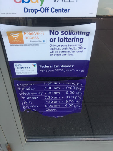 Print Shop «FedEx Office Print & Ship Center», reviews and photos, 1244 Boylston St, Chestnut Hill, MA 02467, USA