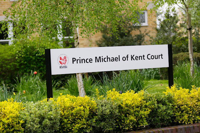 Comments and reviews of Prince Michael of Kent Court